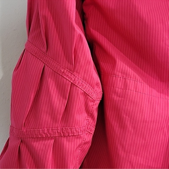 Lululemon Run Track and Field Jacket Fruity Tootie Pink Stripe Size 4 - Picture 9 of 12